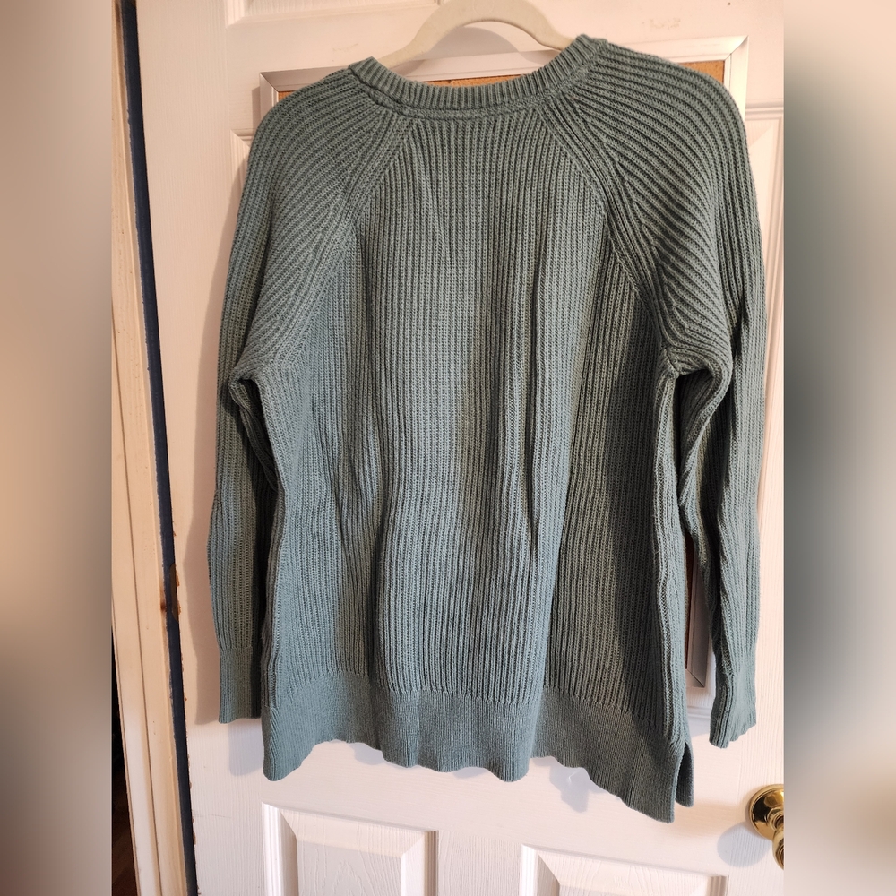 Women's Green Ribbed Sweater